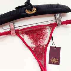 Le Rouge Thong